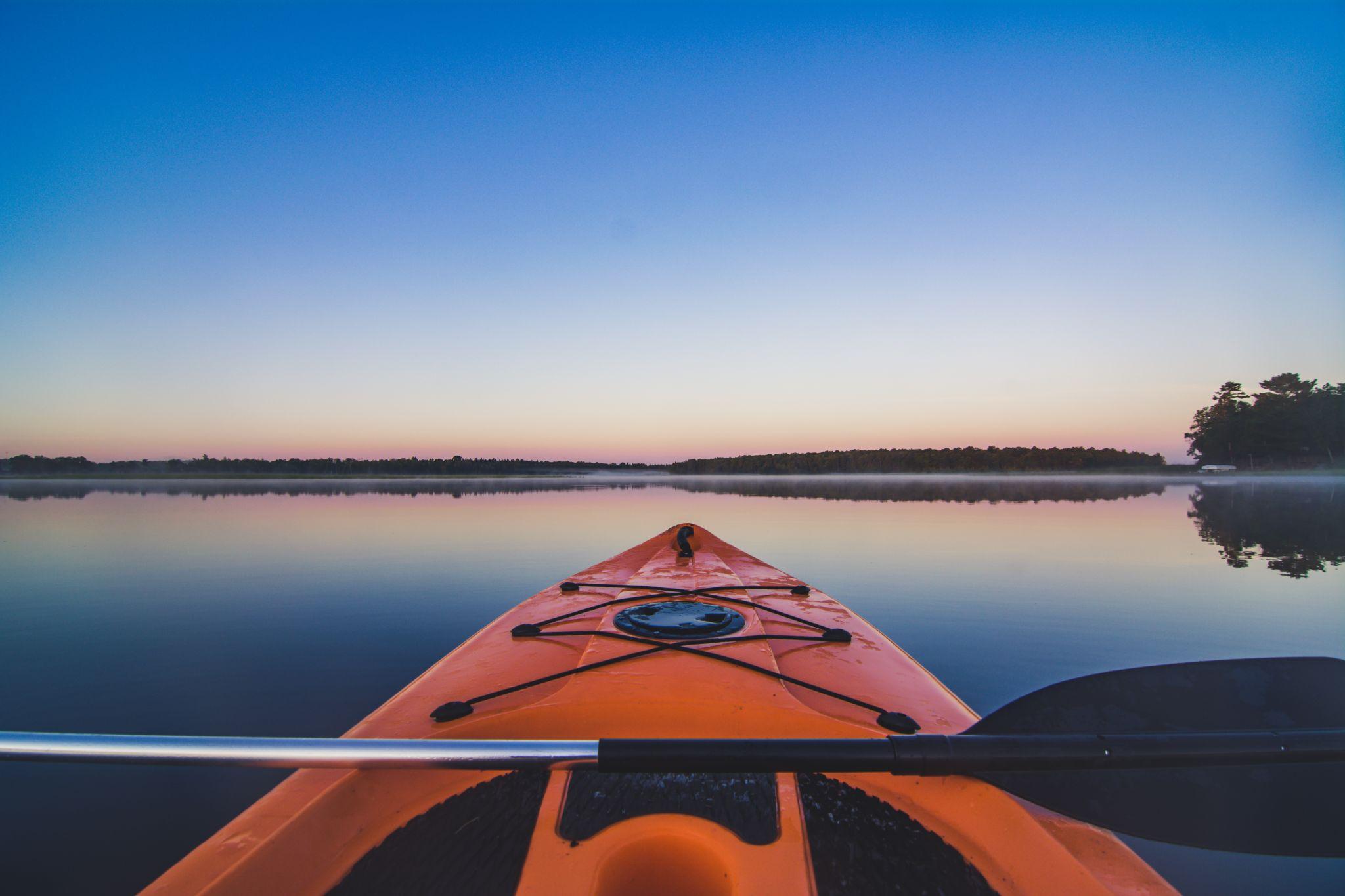 Best Places for Night Kayaking in the U.S.