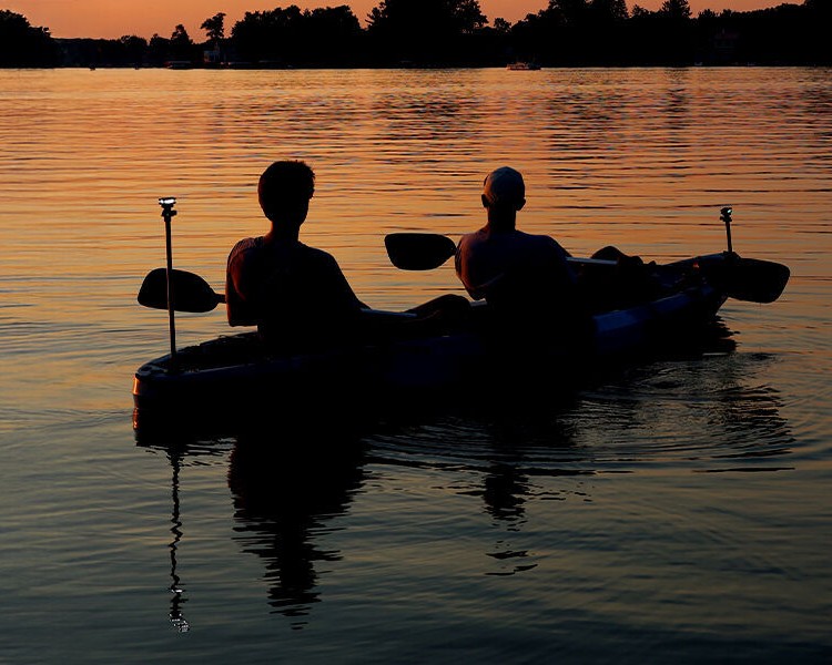 How to Plan a Night Kayaking Adventure