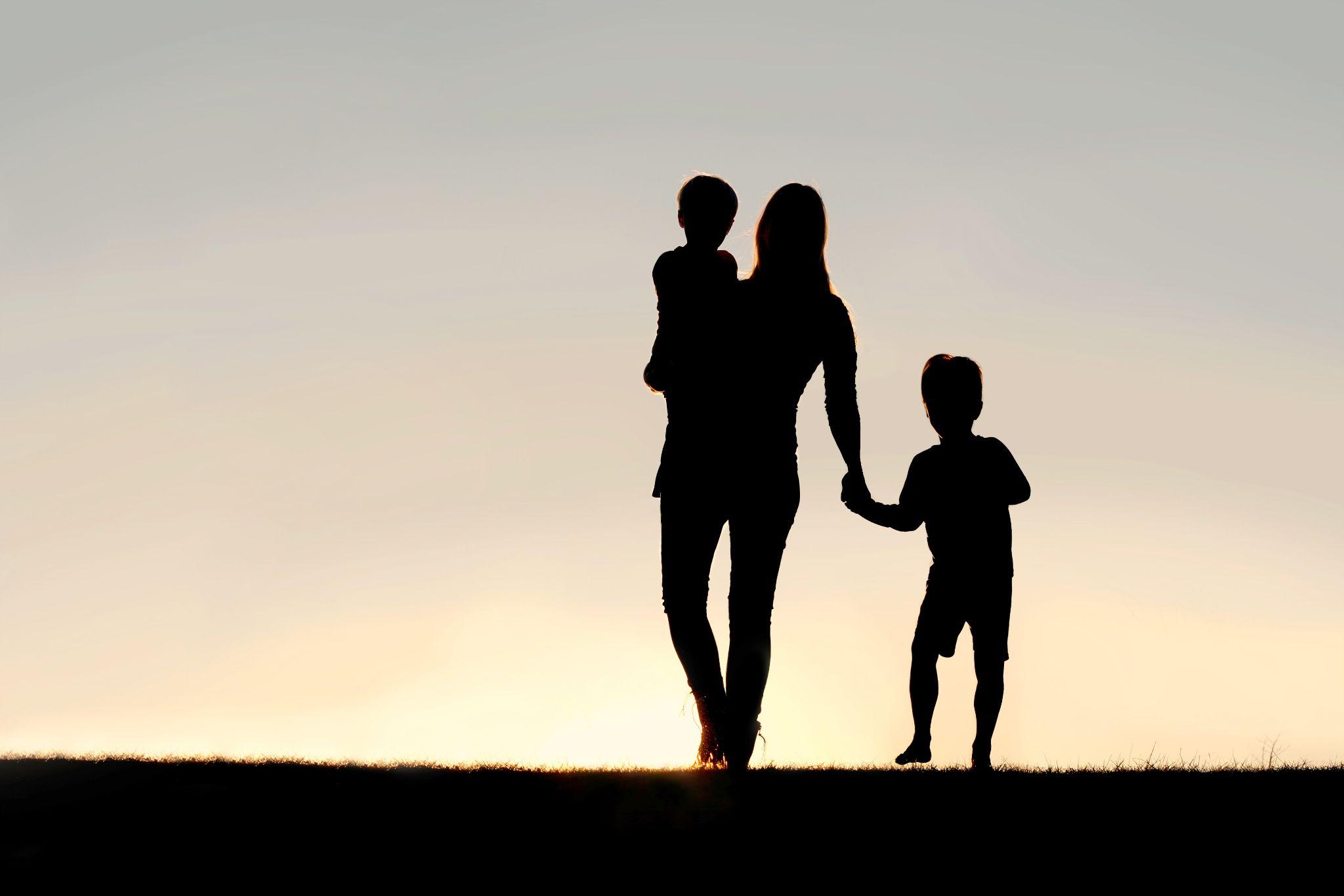 How to Keep Kids Visible Near Roads at Night